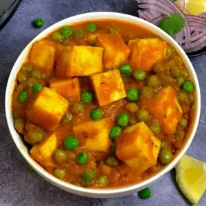 Matar paneer