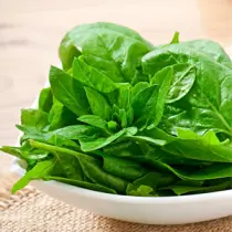 Fresh spinach